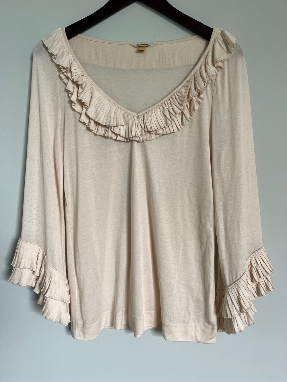 Anthropologie Leifsdottir Ruffle V-Neck Blouse 55% Silk Cream Romantic S